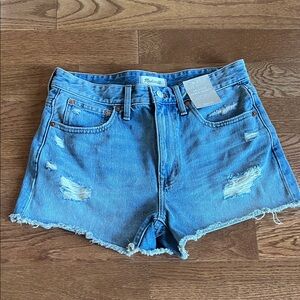 Madewell size 27 distressed relaxed denim shorts NWT